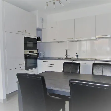 Moderne Avec Jardin, Proche Plage Et Commerces - Parking Inclus - Fr-1-197-414 Lejlighed *
